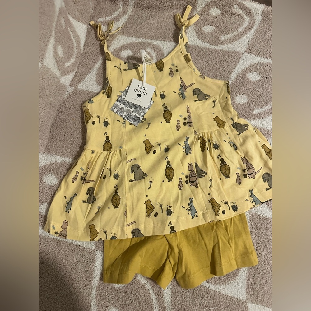 Kate Quinn Winnie The Pooh Playful Yellow Animal Print Set